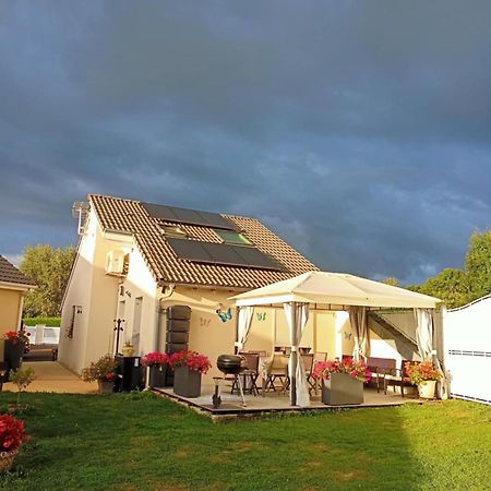 gîte m et m Nébouzat Extérieur photo