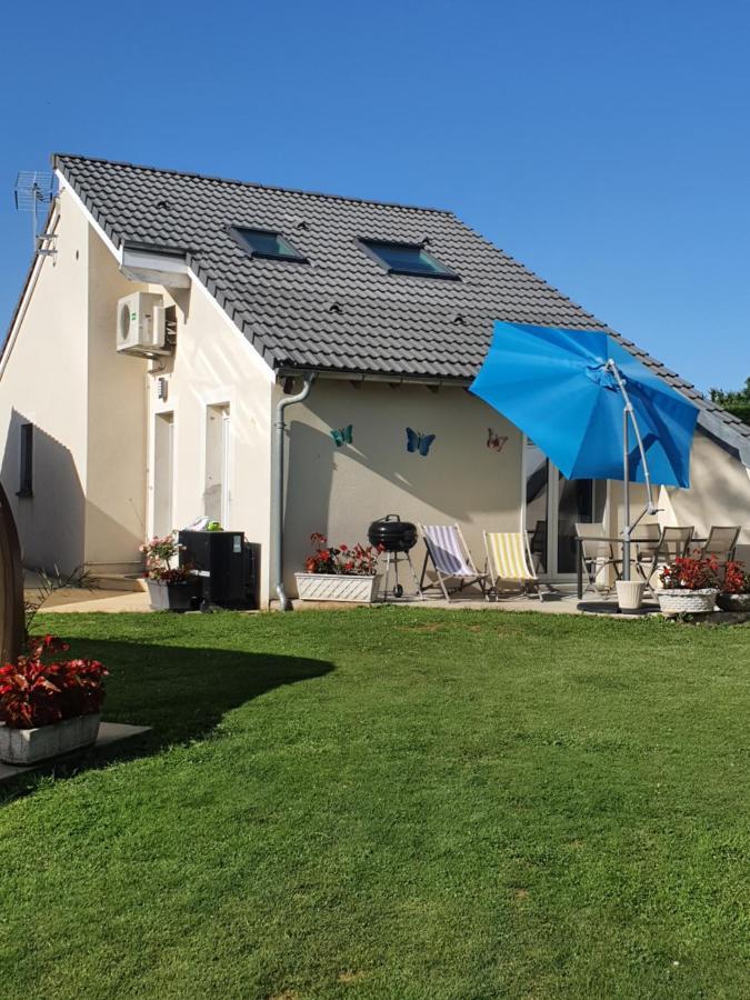 gîte m et m Nébouzat Extérieur photo